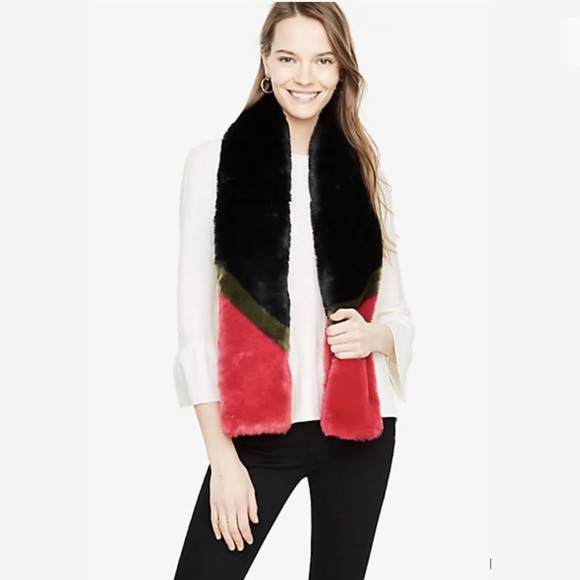 Ann Taylor Faux Fur Stoles - Picture 4 of 7